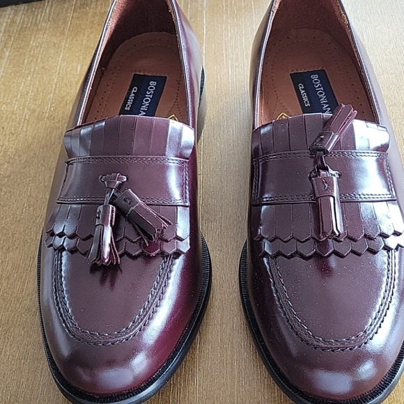 NWT BOSTONIAN  LEATHER LOAFERS - Picture 9 of 12